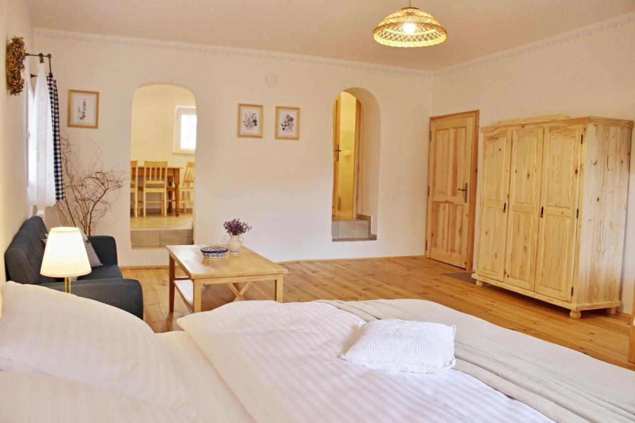 Apartmany Domestika Cesky Krumlov Bagian luar foto